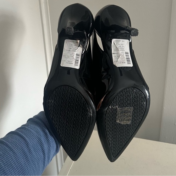 Michael Kors Cutout Pump Heels Black 9.5 - Picture 3 of 5